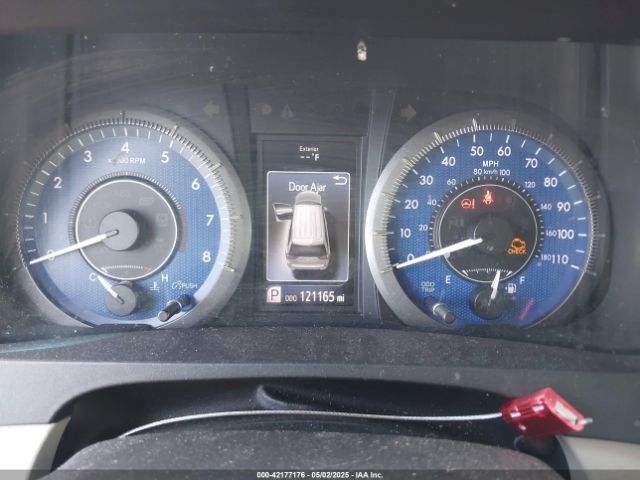 5TDYK3DC7GS716470 Toyota Sienna Xle 8 Passenger