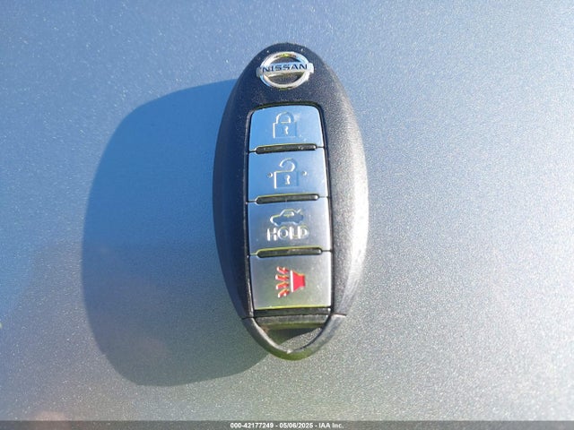 3N1CN7AP7EL827901 Nissan Versa 1.6 Sl