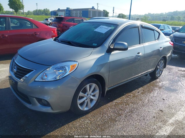 3N1CN7AP7EL827901 Nissan Versa 1.6 Sl
