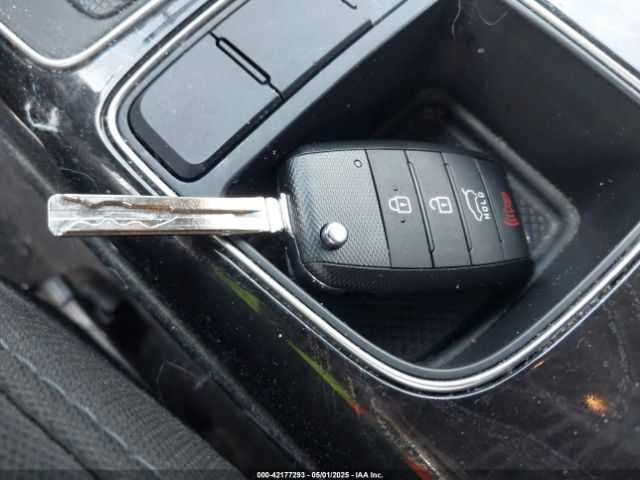5XYKTCA65EG467436 KIA SORENTO LX