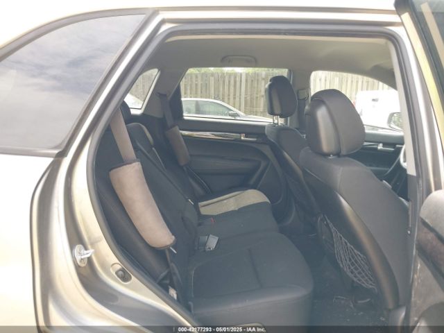 5XYKTCA65EG467436 KIA SORENTO LX