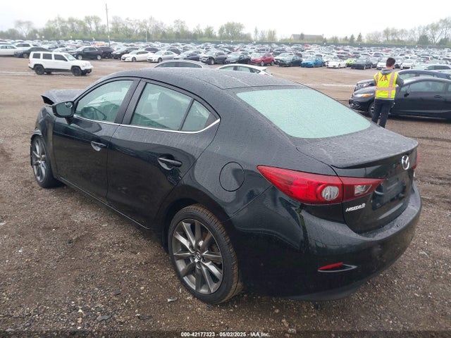 3MZBN1V3XJM219112 Mazda Mazda3 Touring