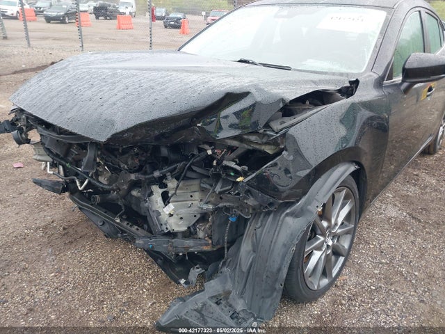 3MZBN1V3XJM219112 Mazda Mazda3 Touring