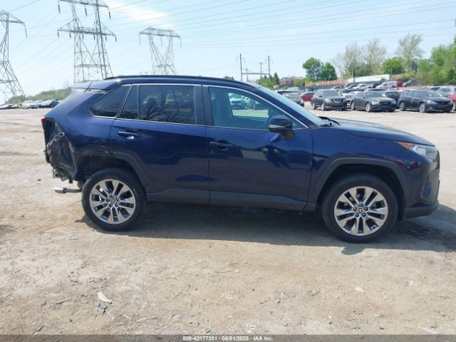 2T3A1RFV6MW204585 Toyota Rav4 Xle Premium