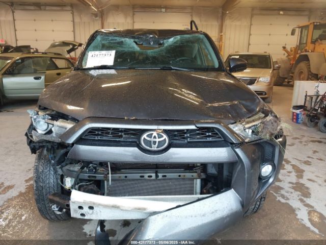 JTEBU5JR4E5200215 Toyota 4RUNNER SR5