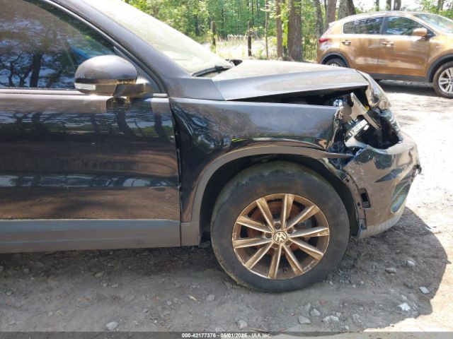 WVGAV7AX1JK000620 Volkswagen Tiguan Limited 2.0t