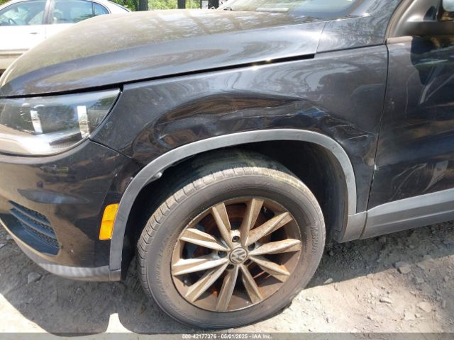 WVGAV7AX1JK000620 Volkswagen Tiguan Limited 2.0t
