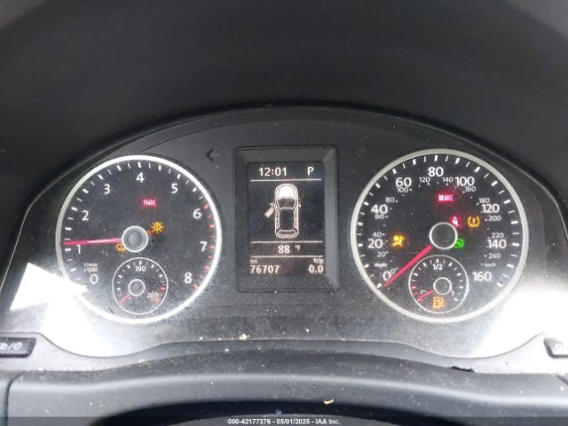 WVGAV7AX1JK000620 Volkswagen Tiguan Limited 2.0t