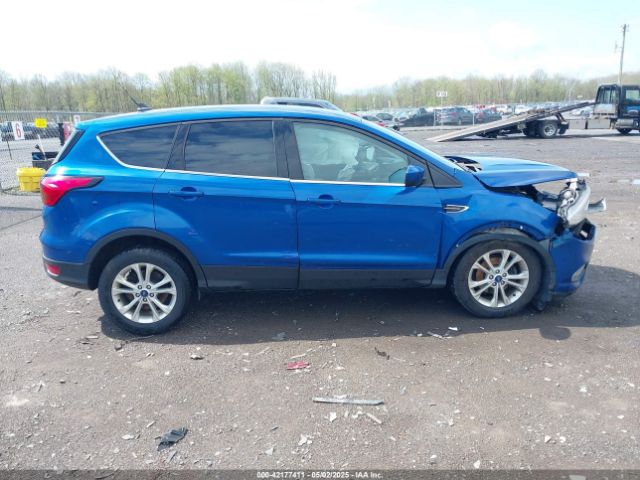 1FMCU0GDXKUB81786 Ford ESCAPE SE