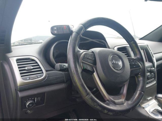 1C4RJFAG7KC721131 Jeep Grand Cherokee Laredo E 4x4