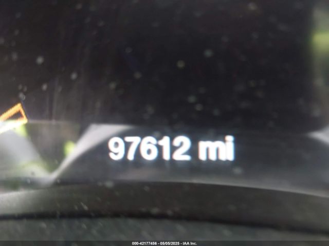 1C4RJFAG7KC721131 Jeep Grand Cherokee Laredo E 4x4