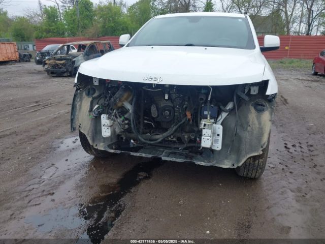 1C4RJFAG7KC721131 Jeep Grand Cherokee Laredo E 4x4