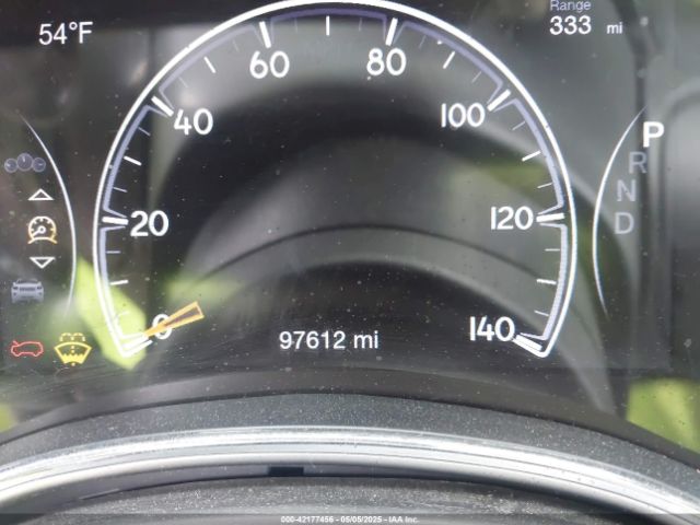 1C4RJFAG7KC721131 Jeep Grand Cherokee Laredo E 4x4