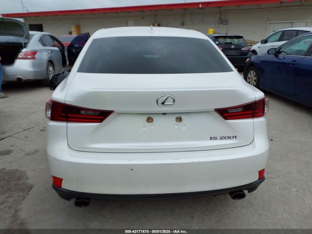 JTHBA1D2XG5005807 Lexus IS 200T