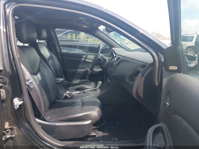 1C3CCBCG7EN152574 Chrysler 200 Limited
