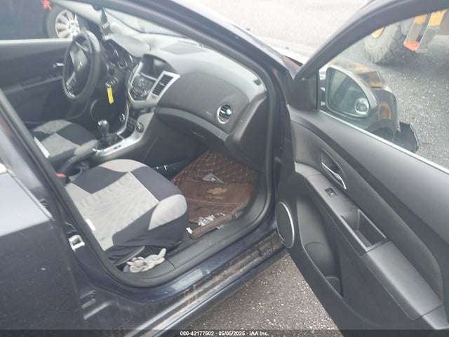 1G1PD5SB2E7466633 Chevrolet Cruze 1lt Manual