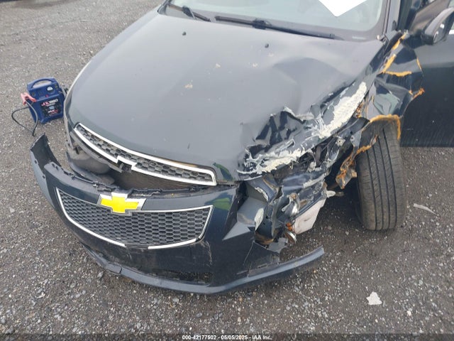 1G1PD5SB2E7466633 Chevrolet Cruze 1lt Manual