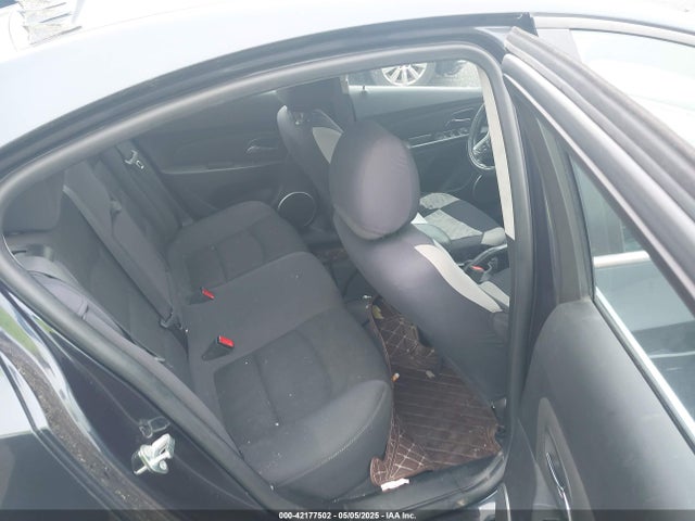 1G1PD5SB2E7466633 Chevrolet Cruze 1lt Manual