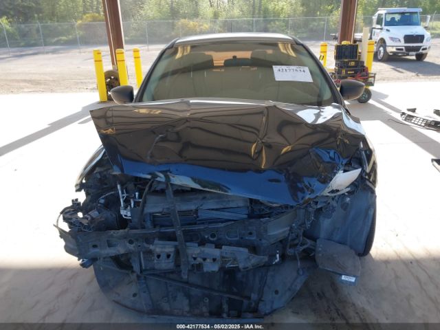 1FADP3E22JL287940 Ford FOCUS S