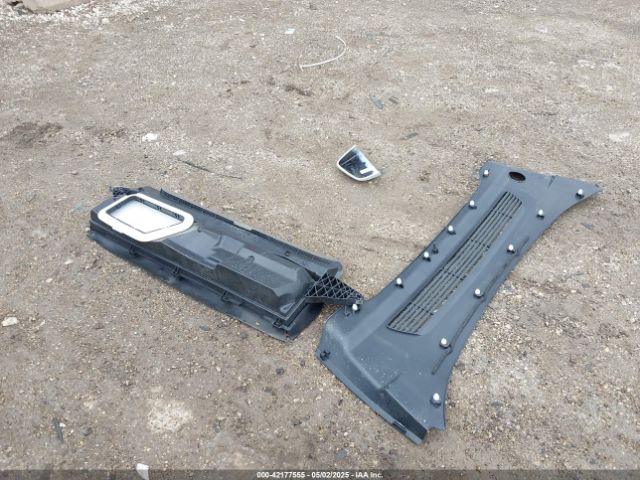 7SAYGDEE1NF421098 Tesla Model Y Long Range Dual Motor All-wheel Drive