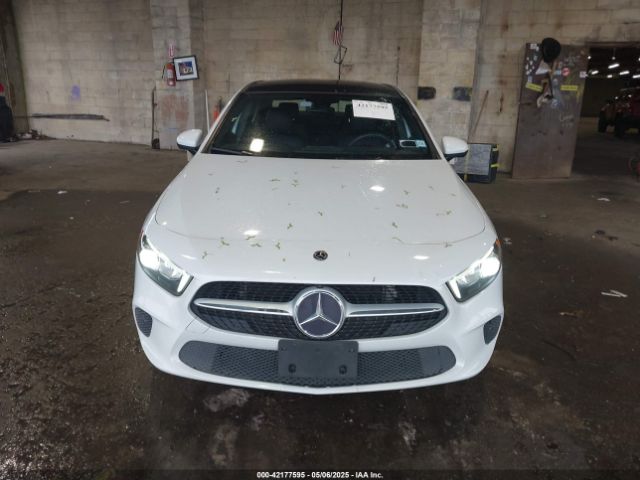 W1K3G4EB8LJ207430 Mercedes-Benz A 220