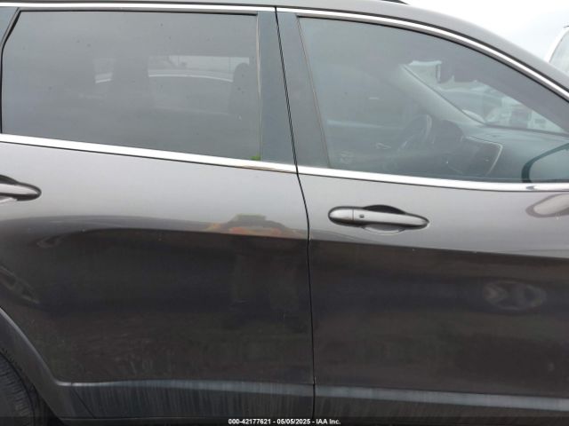 1C4PJLCB6FW547788 Jeep Cherokee Latitude