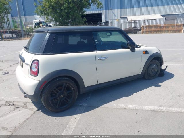 2012 MINI COOPER WMWSU3C57CT185623 Photo 3
