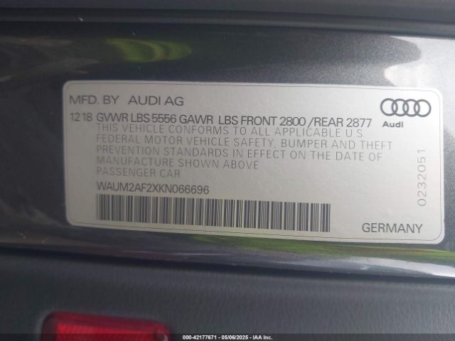 WAUM2AF2XKN066696 Audi A6 55 Premium