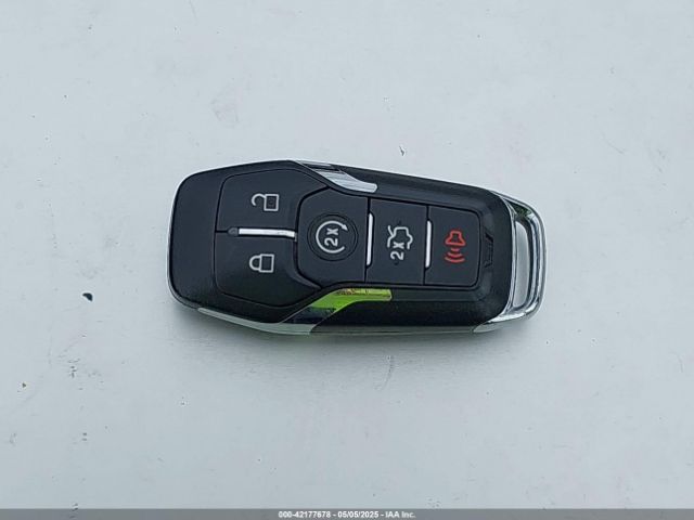 3LN6L2J95GR601159 Lincoln MKZ