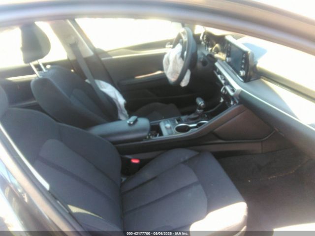 5XXG14J25MG017125 KIA K5 LXS