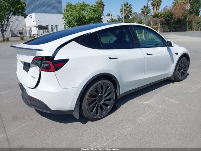 2022 TESLA MODEL Y 7SAYGDEF2NF347456 Photo 3
