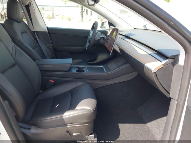 2022 TESLA MODEL Y 7SAYGDEF2NF347456 Photo 4