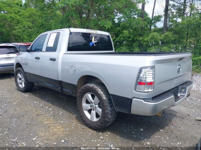 2013 RAM 1500 1C6RR6FT2DS538346 Photo 2