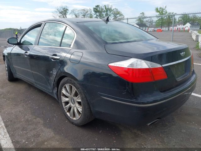 2011 HYUNDAI GENESIS KMHGC4DE2BU130517 Photo 2