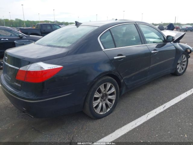 2011 HYUNDAI GENESIS KMHGC4DE2BU130517 Photo 3