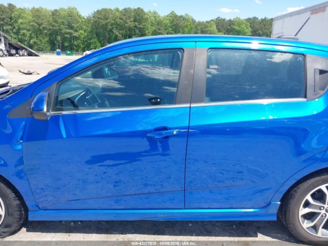 1G1JD6SB0K4138765 Chevrolet Sonic Lt Auto