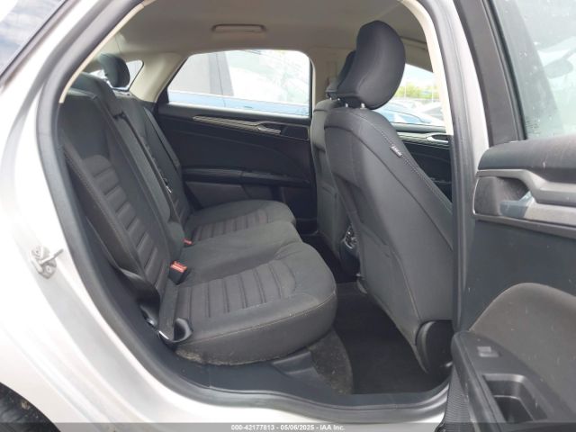 3FA6P0HD0JR144765 Ford FUSION SE