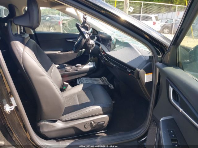 2022 KIA EV6 KNDC34LA7N5081203 Photo 4