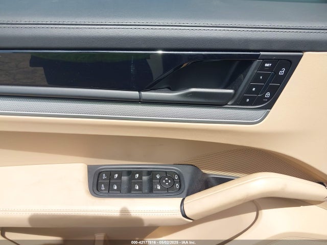 Porsche Cayenne Coupe 2024 WP1BA2AY2RDA50635 Image 19