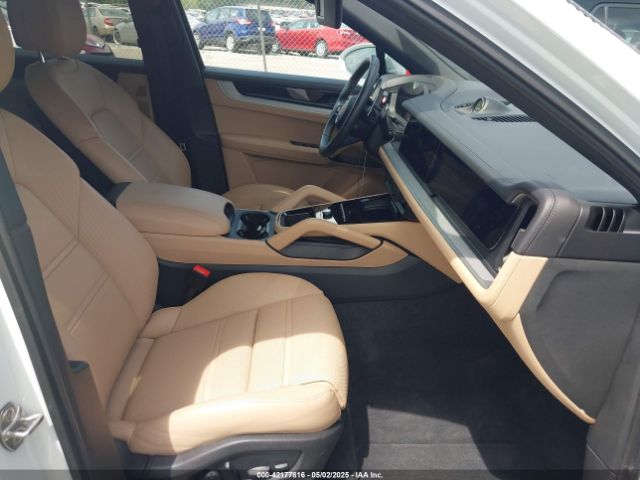2024 PORSCHE CAYENNE COUPE WP1BA2AY2RDA50635 Photo 4