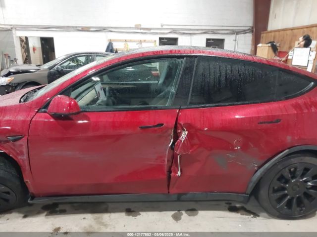7SAYGAEE2RF986206 Tesla Model Y Long Range Dual Motor All-wheel Drive