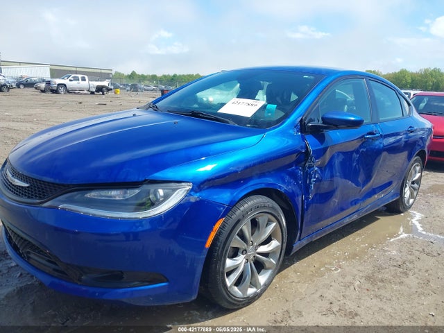 Chrysler 200 S 2015 1C3CCCBB6FN710119 Image 2