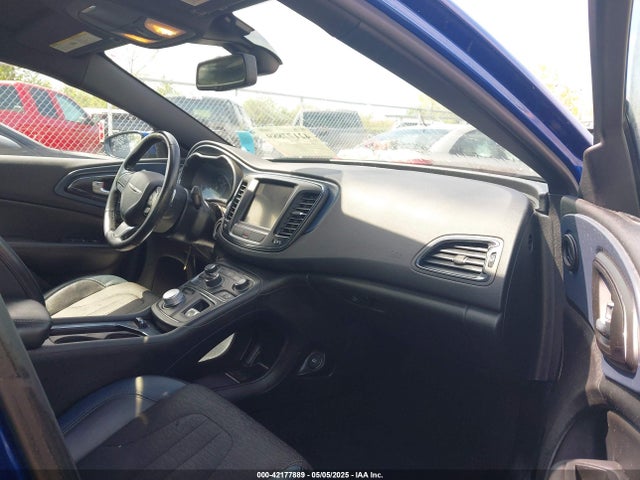 Chrysler 200 S 2015 1C3CCCBB6FN710119 Image 5