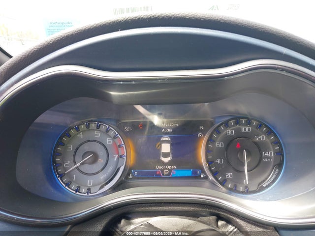 Chrysler 200 S 2015 1C3CCCBB6FN710119 Image 7
