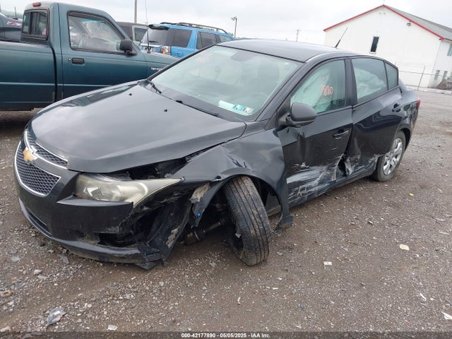 1G1PA5SH7E7324677 Chevrolet Cruze Ls Auto