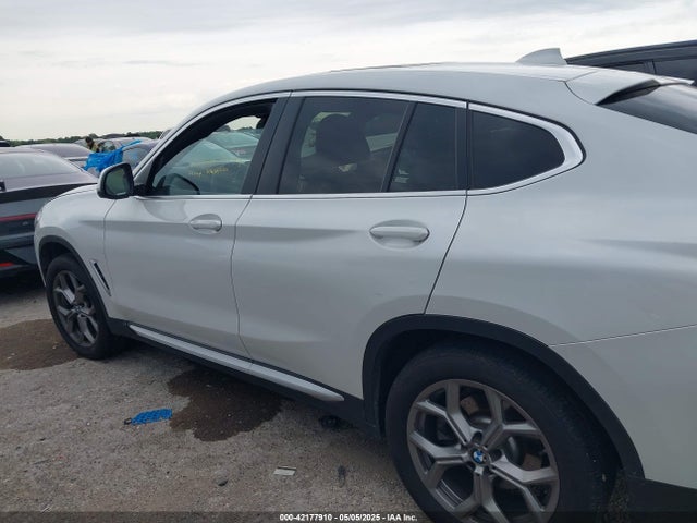 5UX33DT08R9X21276 BMW X4