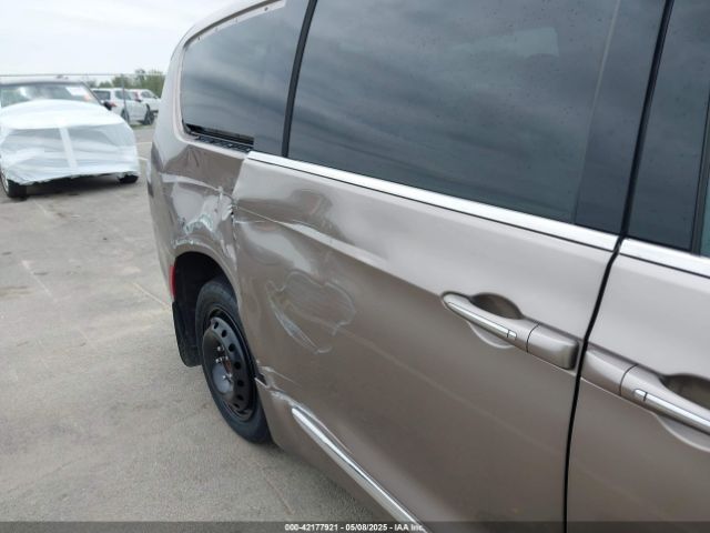 2C4RC1EG7HR594632 Chrysler Pacifica Touring-l Plus