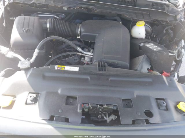 1C6RR7GG3LS159569 RAM 1500 Classic Warlock  4x4 6'4 Box