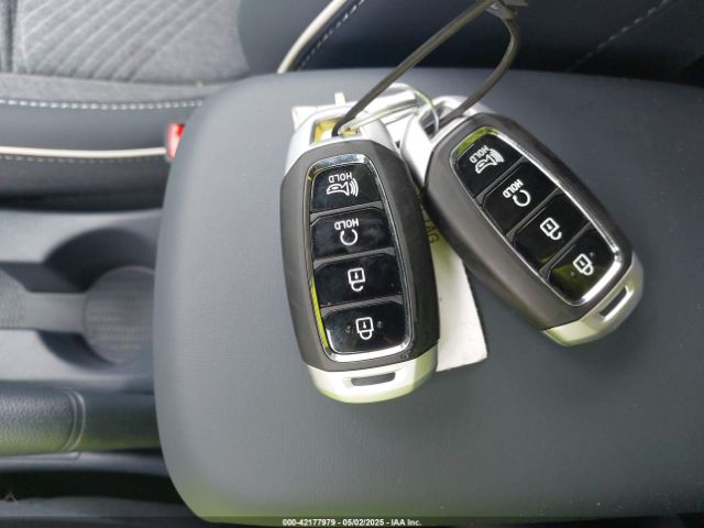 KMHRC8A3XSU370482 Hyundai Venue Limited
