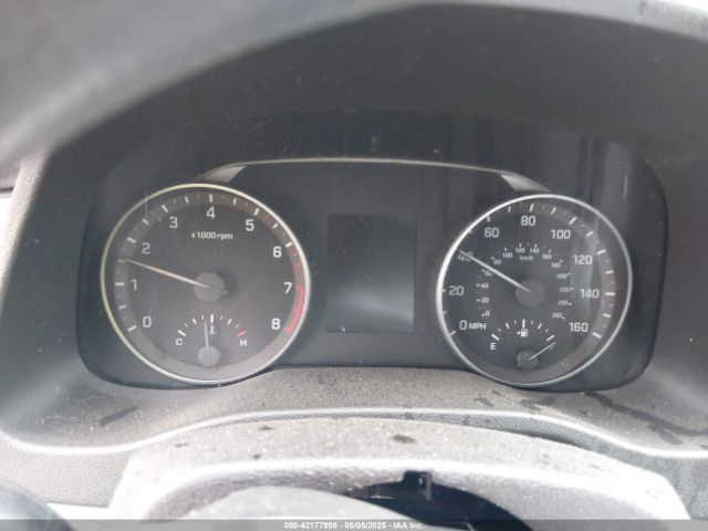 5NPD74LF8HH198555 Hyundai ELANTRA SE